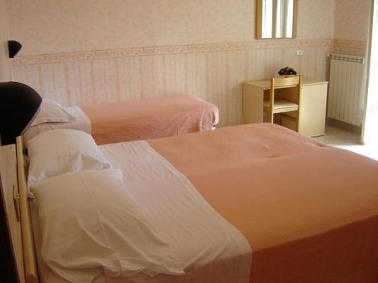 Hotel Sud America Fiuggi Quarto foto